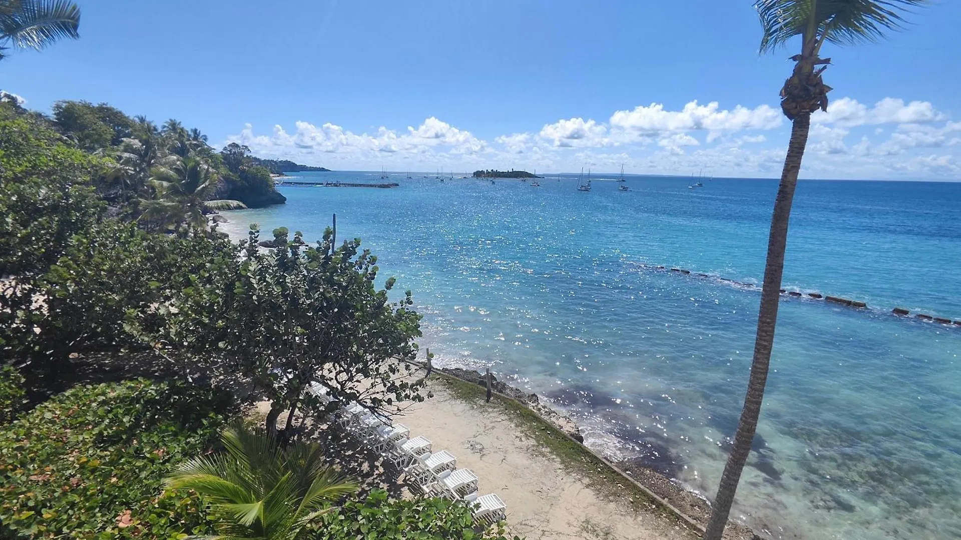 Studio L'Or Bleu, Pied Dans L'Eau Avec Vue Mer Le Gosier