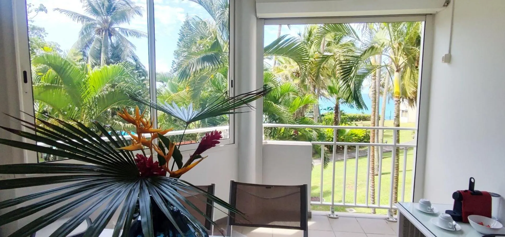Studio L'Or Bleu, Pied Dans L'Eau Avec Vue Mer Le Gosier Guadeloupe