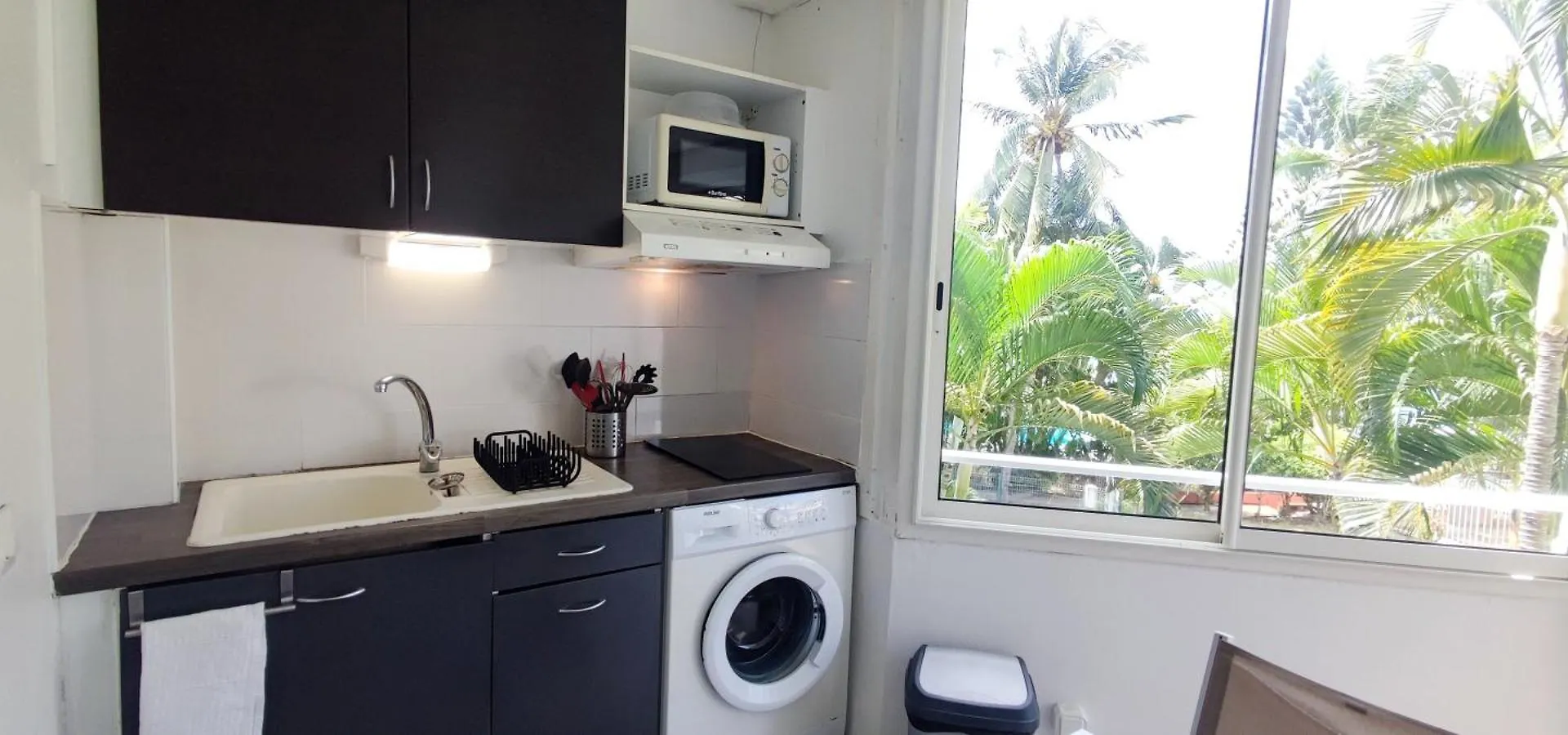 Apartman Studio L'Or Bleu, Pied Dans L'Eau Avec Vue Mer Le Gosier Guadeloupe
